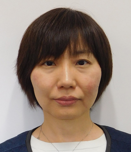 吉岡 睦世