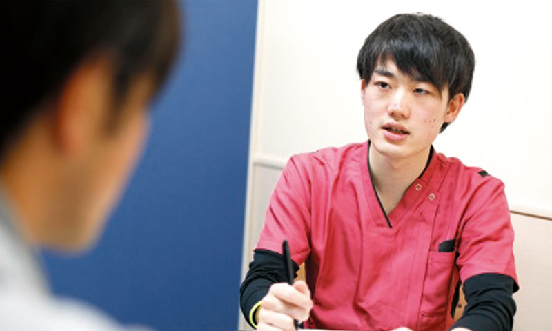 春山 智明 さん